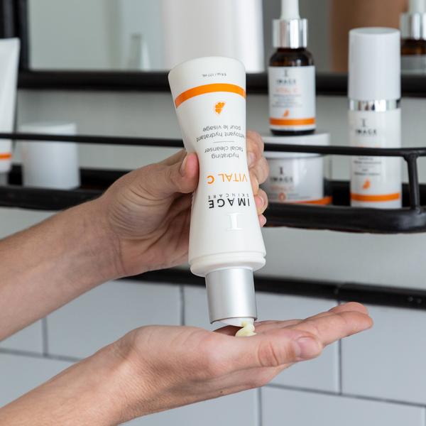 IMAGE - Vital C Hydrating Facial Cleanser - Image 3