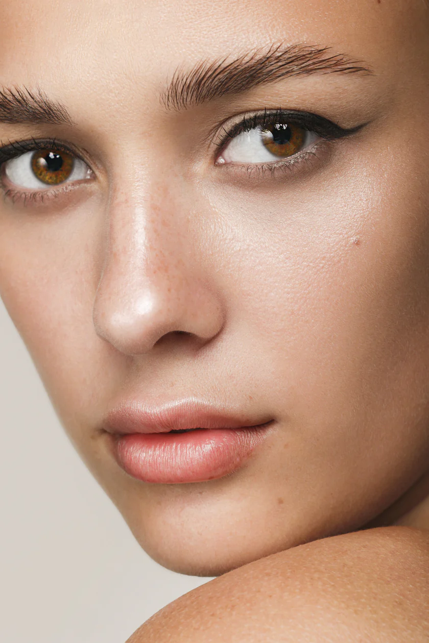 One-Swipe Gel Eyeliner - Image 9