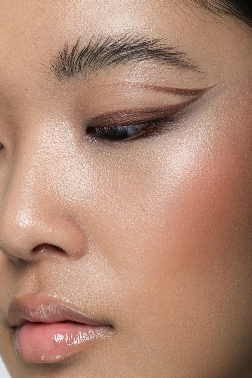 One-Swipe Gel Eyeliner - Image 6